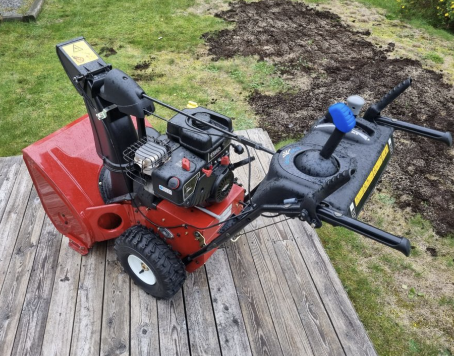 Snöslunga Toro Power Max 826 OE i nyskick!